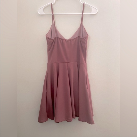 Windsor M Dress - Picture 4 of 12